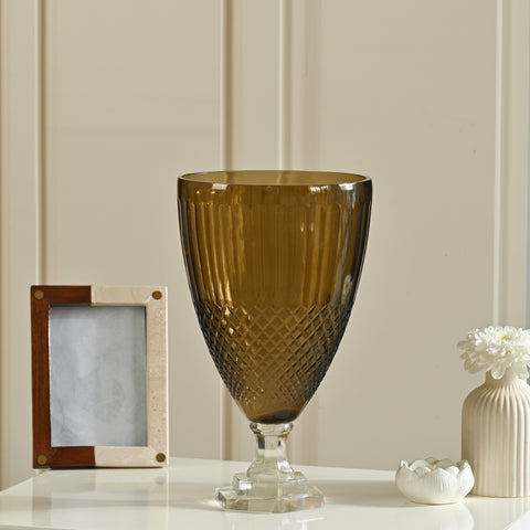 Amberlace Vase
